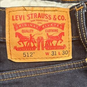 Waterless Levi’s Dark Blue Jeans. 31x30